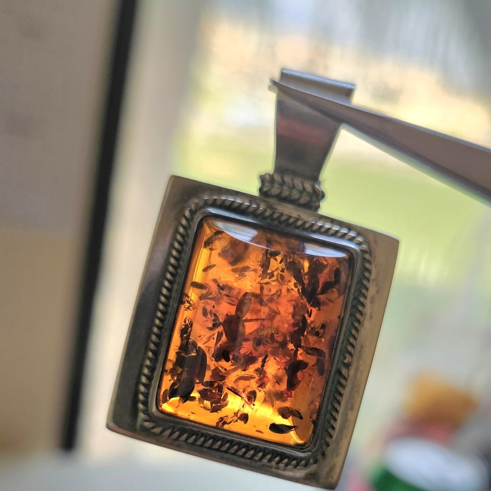 92.5% silver natural amber stone pendent